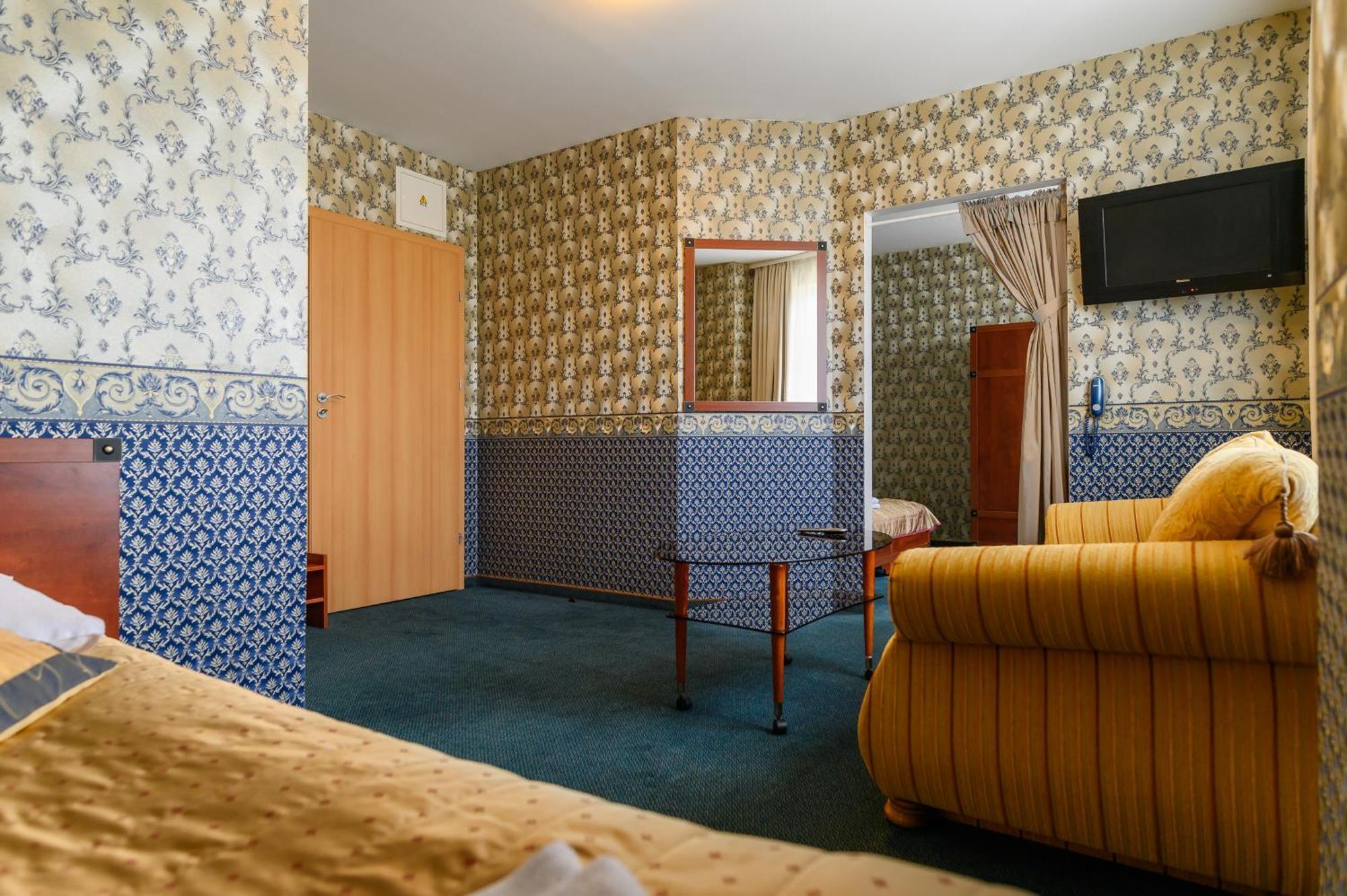 Coliving Synet Apartment Mažeikiai Екстериор снимка