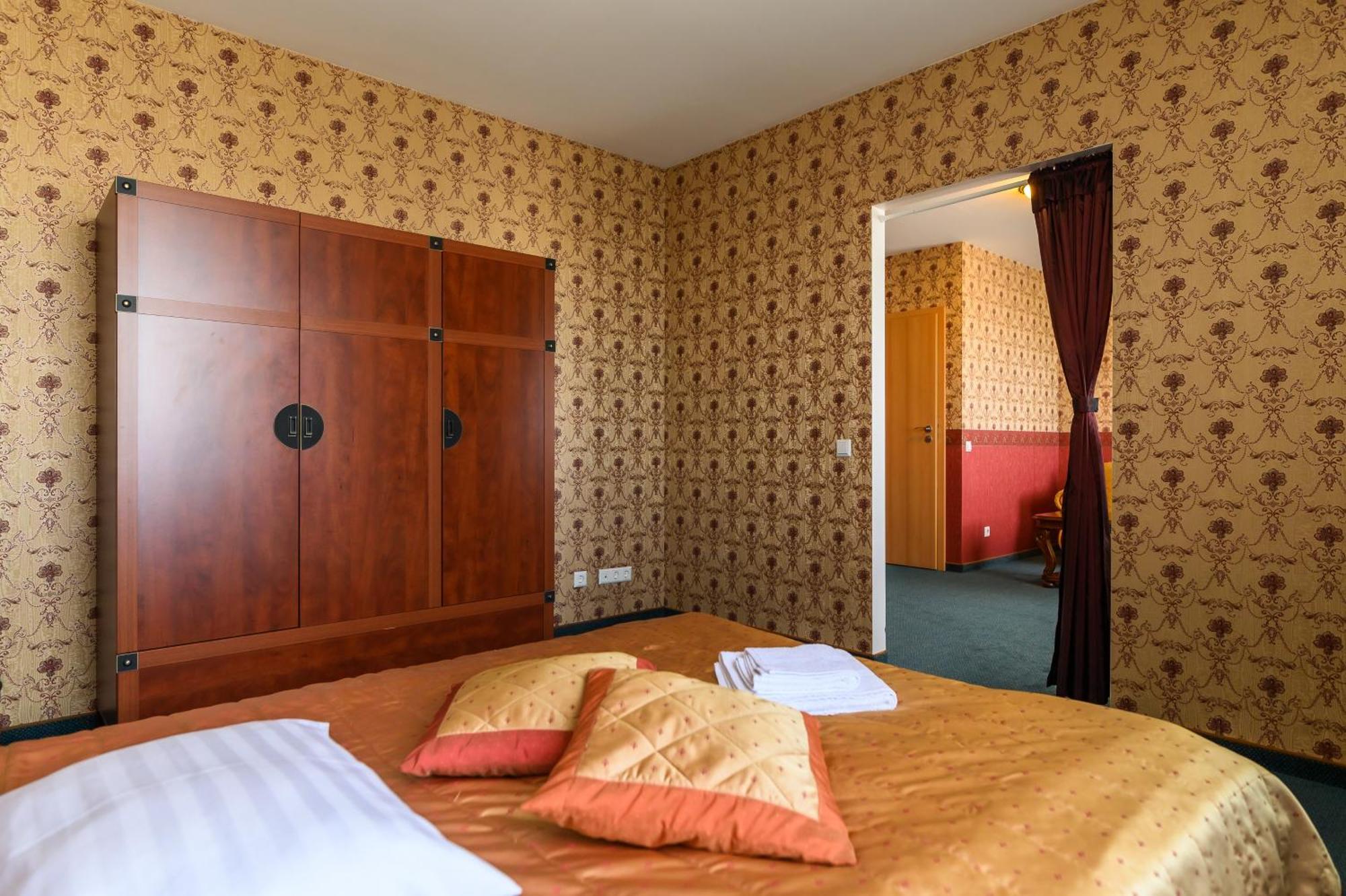 Coliving Synet Apartment Mažeikiai Екстериор снимка